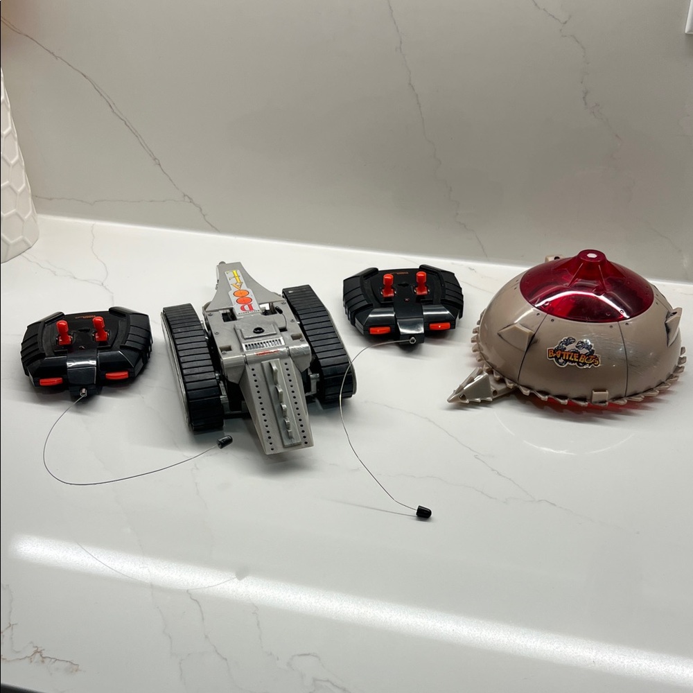 HASBRO TIGER 2 RC Battlebots DOOALL vs. BLENDO Custom Series 2001 Vintage EUC